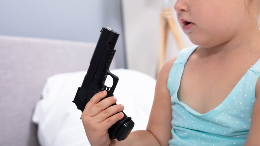 Una niña de 3 años mata accidentalmente a su hermana con una pistola